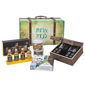 פרימיום וויסקי ושוקולד במזוודה